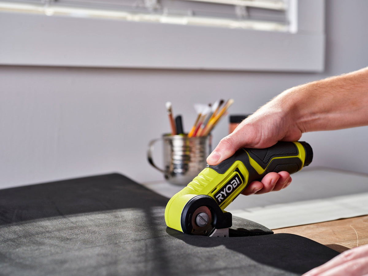 USB LITHIUM POWER CUTTER KIT Image 10