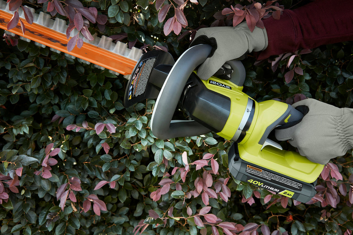 40V 24" HEDGE TRIMMER Image 14